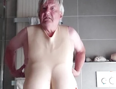 Extremely Rough Titplay in the Bathroom