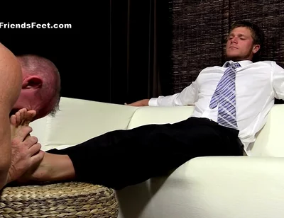 Powers' Big Sexy Feet Worshiped by Dev