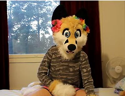 Oliver Pawing. First Murrsuit Video I Have Ever Made