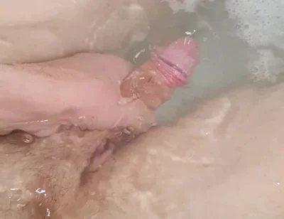 Bellend Out in Bathtub