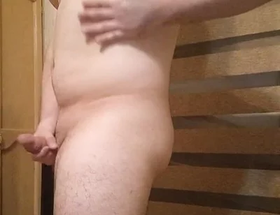 Hunk Goons to His Own Hot Body