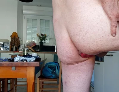 It's Hot to Watch, Ejaculation with a Gaping Hole