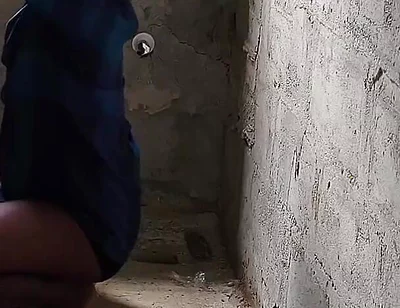 Fucking Ebony Big Wasit Bussy Inside the Toilet of an Uncompleted Building After a Blowjob