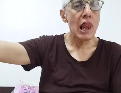 Tongue Shows Fuck My Big Cock