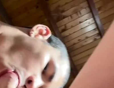 Sucked The Cock Of A 19-year-old Colombian White Top
