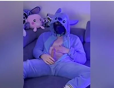 Day 1 Advent Calendar - In My Boyfriends Kigurumi Stitch