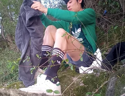 Behind the Scenes Jon Arteen After Masturbating Ejaculating Thick Cum Play Cleaning Tidying up Creating Artistic Sperm on Moss