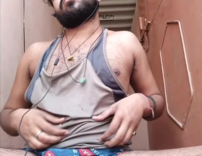 A Sexy Masturbater Doing Handjob with Full of Hornyness