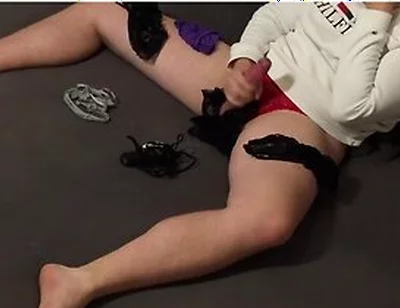 Crossdresser Wearing And Jerking In Stepmoms Panties