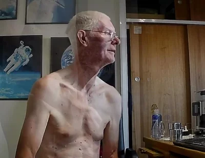 Live Chat and Cum-show