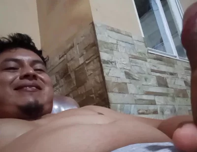 Straight Salvadoran Jerking His Nice Cock.