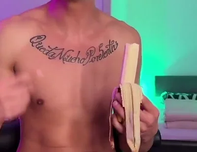 Leo Latte Almost 2-hour Livestream - Teasing, Stripping & Underwear Show