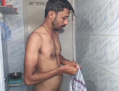 Get Bath Nude with Face