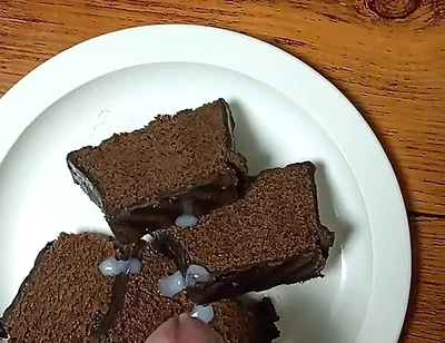 chocolate cake with cum