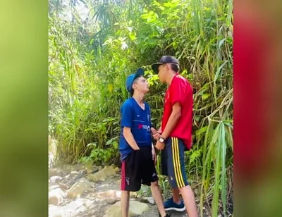 Kisses and with the Partner