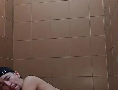 Sitting on the Dildo Until Orgasm Without Using Hands