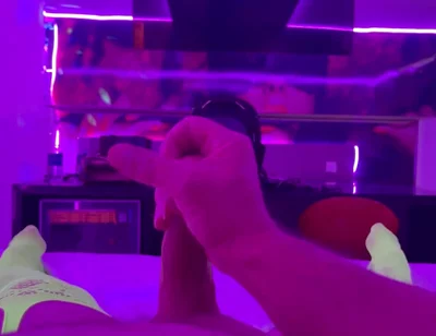 Jerking and Shooting a Nice Load