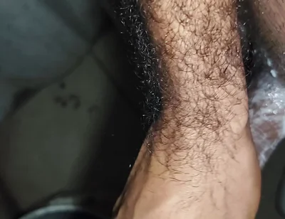 Jerk Man Jerks off in the Bathroom Without Scrubbing His Body with Soap