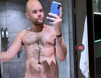 Horny Hotel Jerking