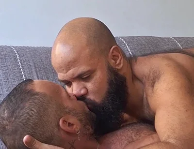 Date with a Cocky Brunette: Intense Kisses, Pure Chemistry and Greedy Sucking