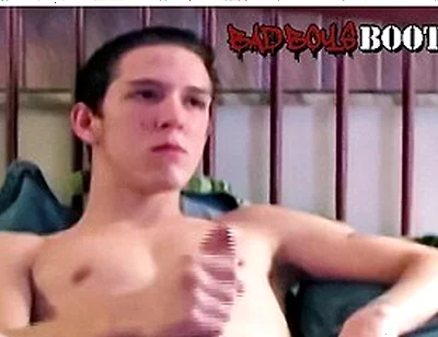 Twink Gavin Stone Pleasures His Big Cock In An Intense Solo Wanking