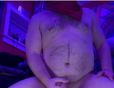 Chubby Suiter Milks Himself