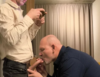 Thomas Young Sexy Friend Get Sucked off Daddy