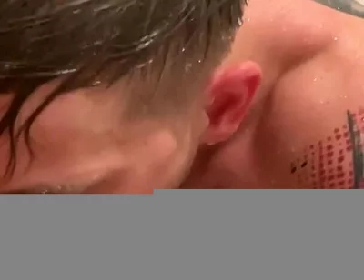 Steve Rickz Gives Good Head