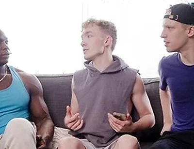 Dude, Were Not Gay! Troy River & Ezrah Mahomes Try To Convince Harrison Feels