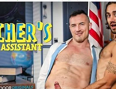 Teachers Pet Turned Lover - Twink Noah Asli Seduces Ex Hunk Teacher Derek Kage