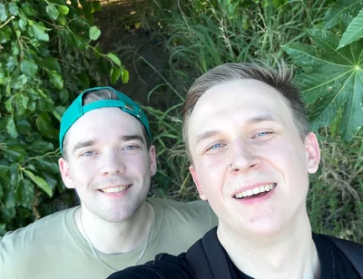 I Don't Care if They All See Me, Just Cum All Over My Face