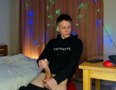 Young Stud's Ecstatic Cum-filled Finish