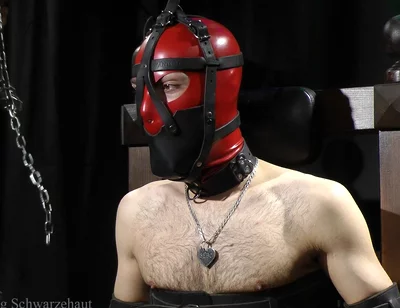 Zeus Gagged Under Mask and Electric to Feet