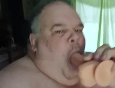 Sucking Dildo