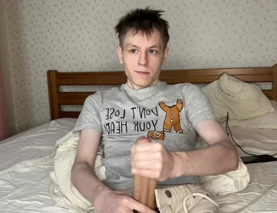 Three Days Abstinence Ends in Twink Bed Flooding