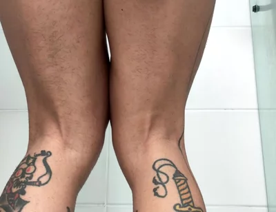 Giant Man Masturbates with His Big Cock and Shows His Ass and Feet.