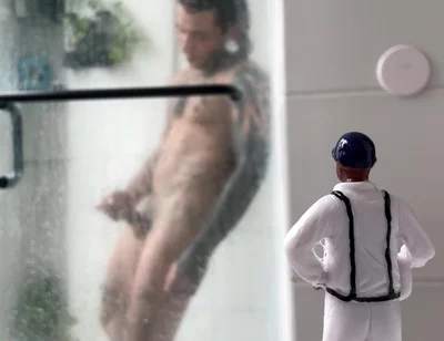 Giant Shows Himself Showering with a Tiny Human and Then Ends up Being Eaten