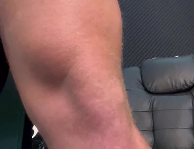 Muscle Ddy Catches You Perving