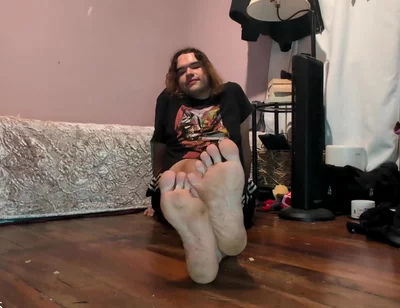 Post-workout Feet and Ass JOI!