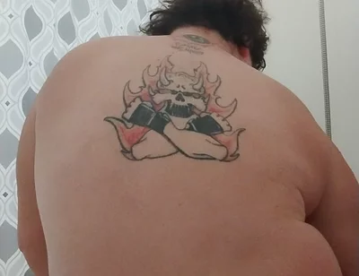 Tell Me Does My Ass Look Clean to You?