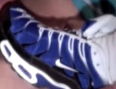 Arab slut submissed to the sneakers of his 2 friends