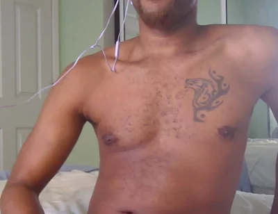 Kennie Jai Shows off on Cam