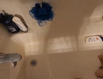 Pissing in the Tub.